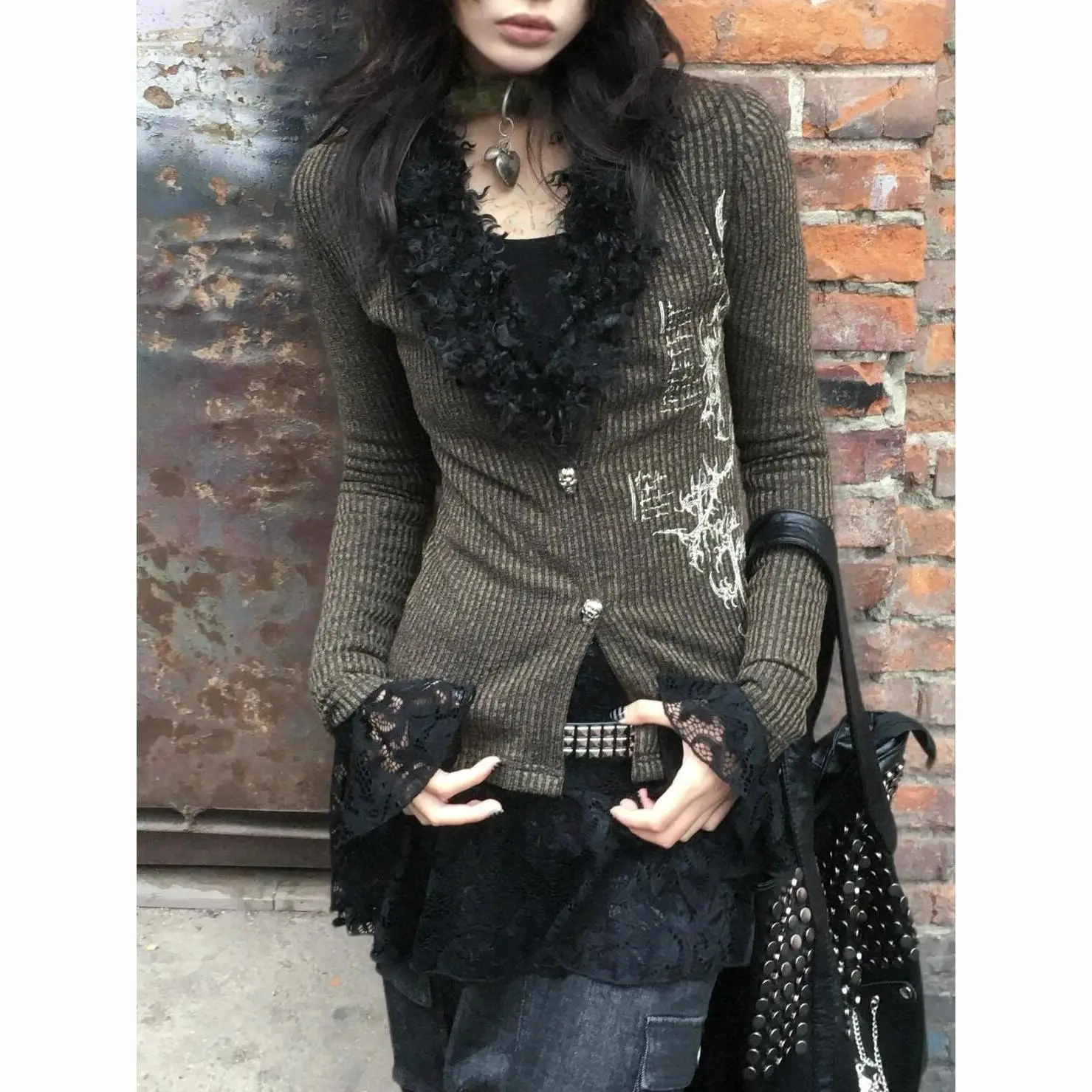 Кардиган Onalippa с шерстяным воротником, легкий, эластичный, свободный, приталенный, с принтом, тонкий вязаный жакет, новая коллекция Весна-Осень 2026, стиль Wasteland
Кардиган Onalippa с шерстяным воротником, легкий, эластичный, свободный, приталенный, с принтом, тонкий вязаный жакет, новая коллекция Весна-Осень 2026, стиль Wasteland