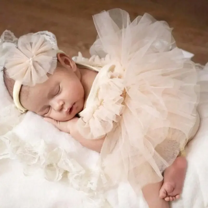 1 комплект, кружевной комбинезон, тюлевая юбка с бантом ручной работы, повязка на голову для новорожденных девочек, реквизит для
1 комплект, кружевной комбинезон, тюлевая юбка с бантом ручной работы, повязка на голову для новорожденных девочек, реквизит для