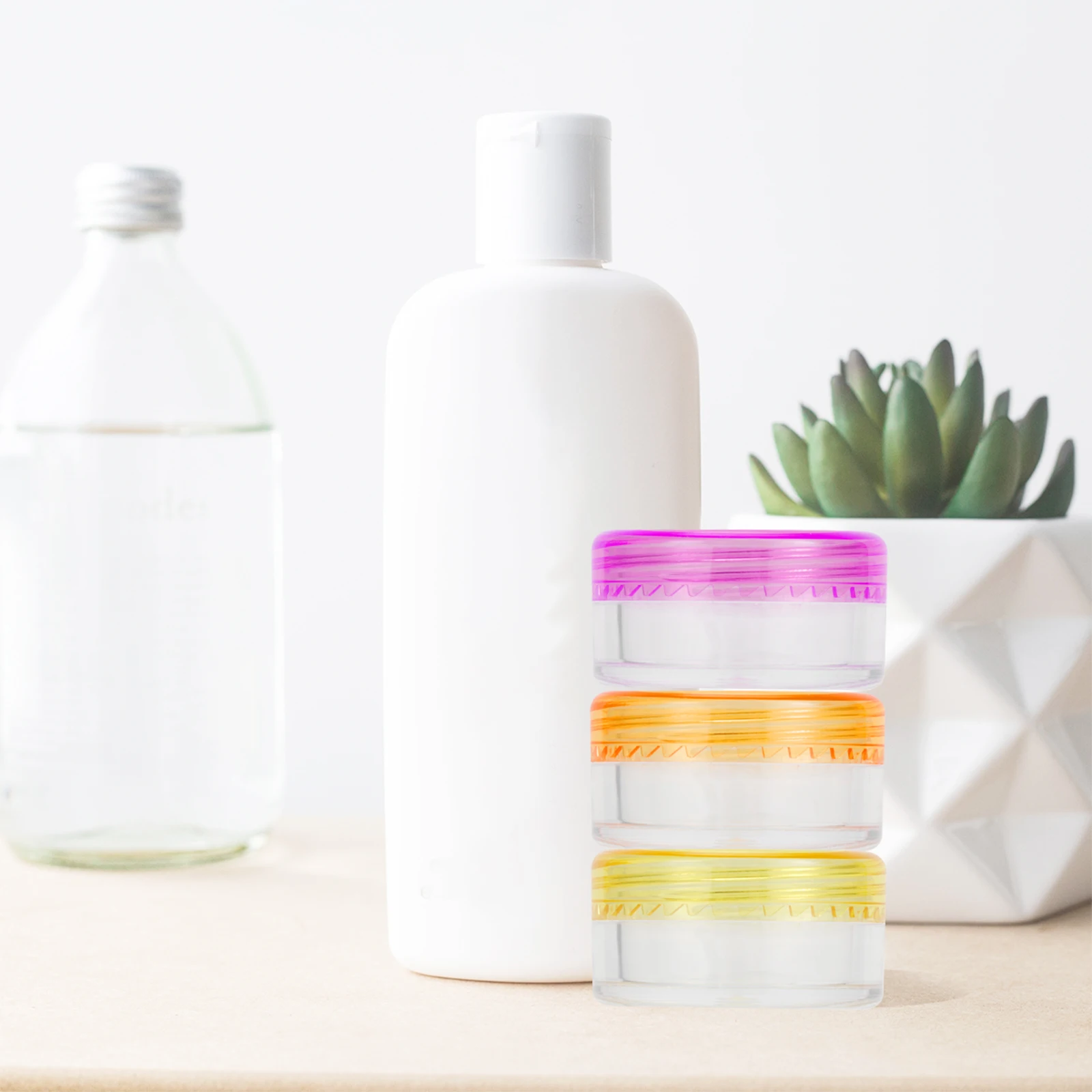 44pcs Durable Jars Empty Creams Container Portable Empty Creams Container Travel Makeup Box Shampoo Lotion Cream Storage
44pcs Durable Jars Empty Creams Container Portable Empty Creams Container Travel Makeup Box Shampoo Lotion Cream Storage