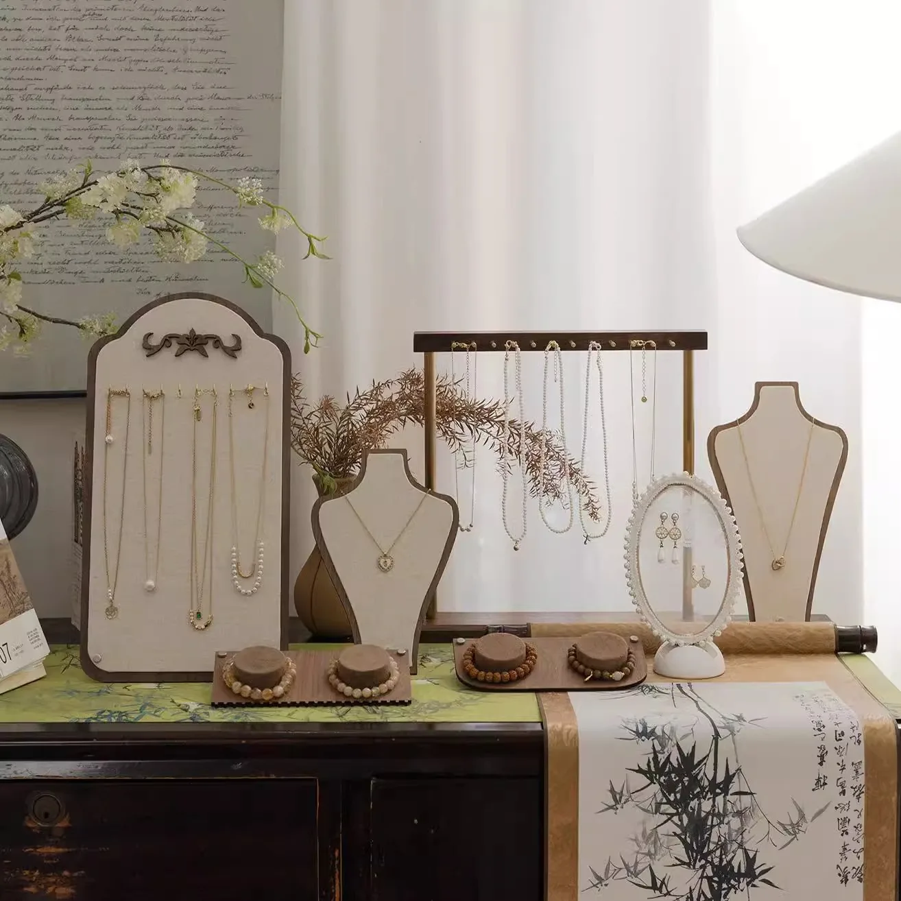 Wall Jewelry Display Stand Wooden Necklace Bracelet Hanger Organizer Antique Decor for Shop Boutique Live Streaming Market Stall
Wall Jewelry Display Stand Wooden Necklace Bracelet Hanger Organizer Antique Decor for Shop Boutique Live Streaming Market Stall