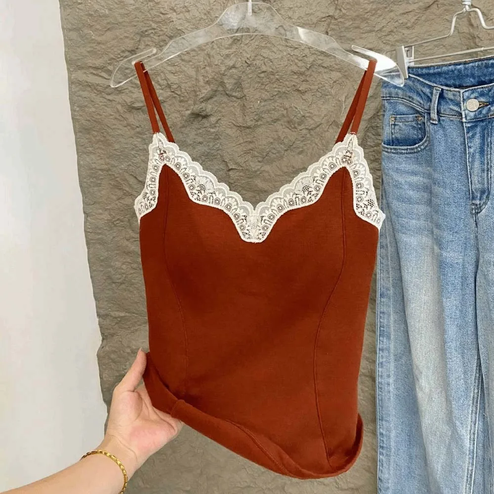 Chic Lace Slim Lace Crop Top Sweet Spicy Girls Style Lace Camisole with Pads Slim Fit Bottoming Shirt Girl's Vest Top Women
Chic Lace Slim Lace Crop Top Sweet Spicy Girls Style Lace Camisole with Pads Slim Fit Bottoming Shirt Girl's Vest Top Women