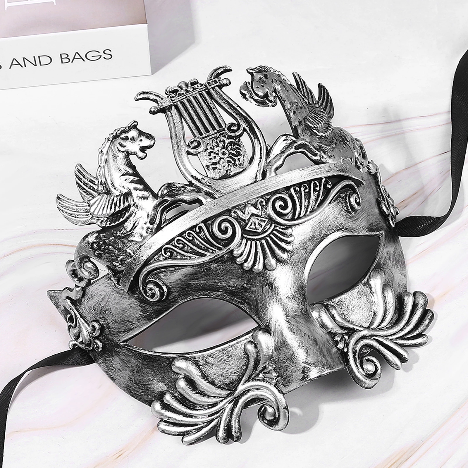 BONISKISS 2024 Halloween Men's Masquerade Mask Mysterious Vintage Soldier Pattern Jewellery Festival Carnival Party Ornament
BONISKISS 2024 Halloween Men's Masquerade Mask Mysterious Vintage Soldier Pattern Jewellery Festival Carnival Party Ornament