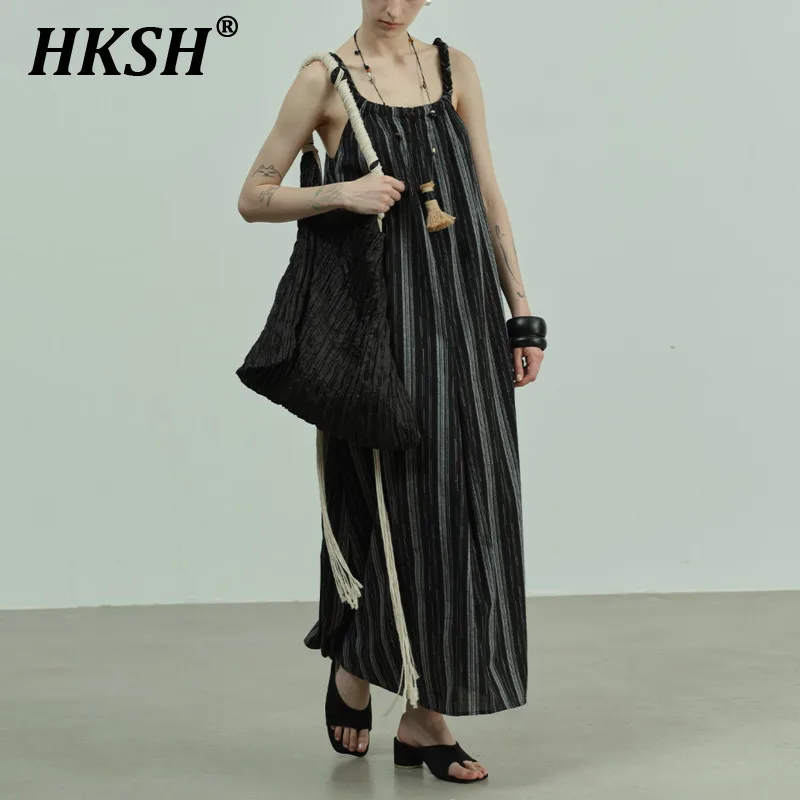 HKSH Spring New Women Tide Chic Original Design Tide Streetwear Temperament Elegant Fashion Chic Striped Ins Long Dress HK5071
HKSH Spring New Women Tide Chic Original Design Tide Streetwear Temperament Elegant Fashion Chic Striped Ins Long Dress HK5071