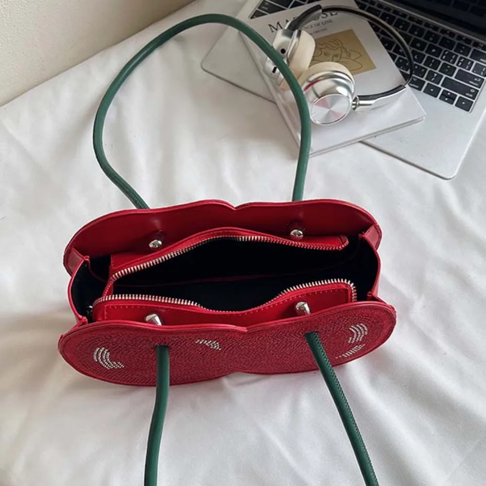 Sweet Cherry Shape Underarm Bag Large Capacity Anti-splash Water Red Fruit Handbag Lightweight Polyester PU Rhinestone Bag
Sweet Cherry Shape Underarm Bag Large Capacity Anti-splash Water Red Fruit Handbag Lightweight Polyester PU Rhinestone Bag