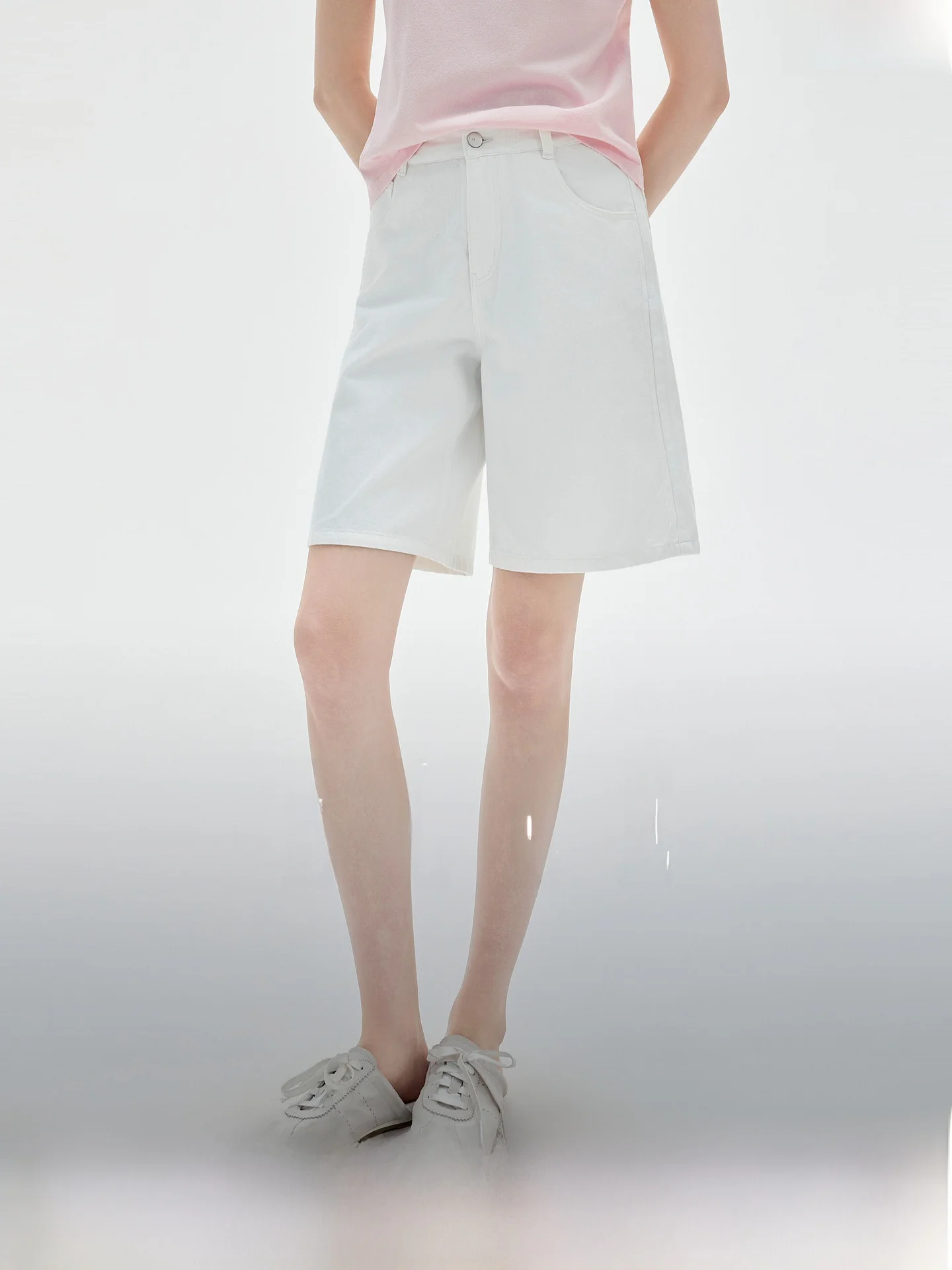 Elle Retro Washed Denim Jeans Women's Summer New Style Casual Slim Straight Short Pants Cotton Soft Comfortable Commute Wear
Elle Retro Washed Denim Jeans Women's Summer New Style Casual Slim Straight Short Pants Cotton Soft Comfortable Commute Wear