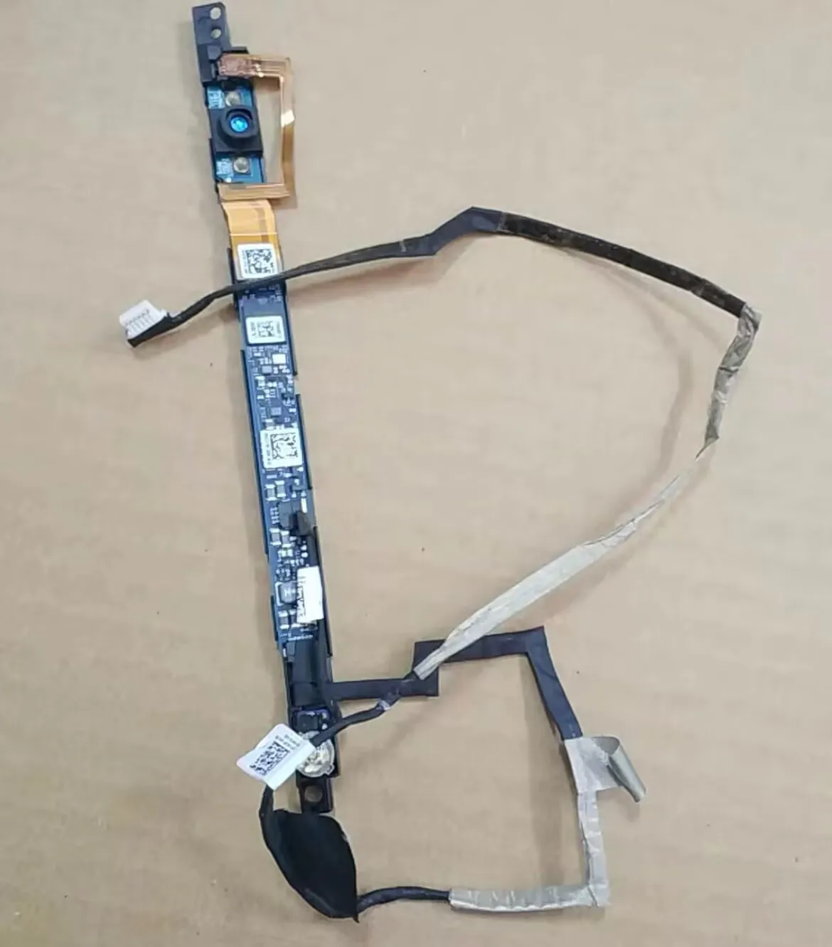 0WDV5F WDV5F ARTSpeo для DELL Alienware Area-51m R2 Tobii Eye Mover Модуль WindowsHello с кабелем
0WDV5F WDV5F ARTSpeo для DELL Alienware Area-51m R2 Tobii Eye Mover Модуль WindowsHello с кабелем