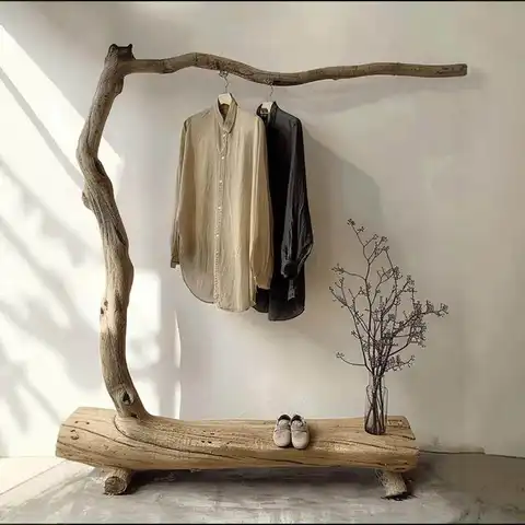 Wieszak na ubrania z drewna, design w stylu naturalnym, prosty i praktyczny, do sypialni, garderoby, z litego drewna.
