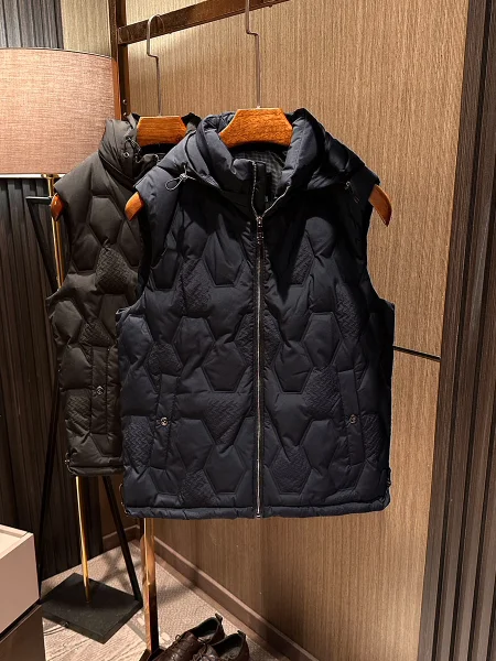 Мужская повседневная зимняя верхняя одежда Легкий теплый пуховый жилет с капюшоном Stand Fit Busin Casual Sle Полиэфирное волокно Du down ...
Мужская повседневная зимняя верхняя одежда Легкий теплый пуховый жилет с капюшоном Stand Fit Busin Casual Sle Полиэфирное волокно Du down ...