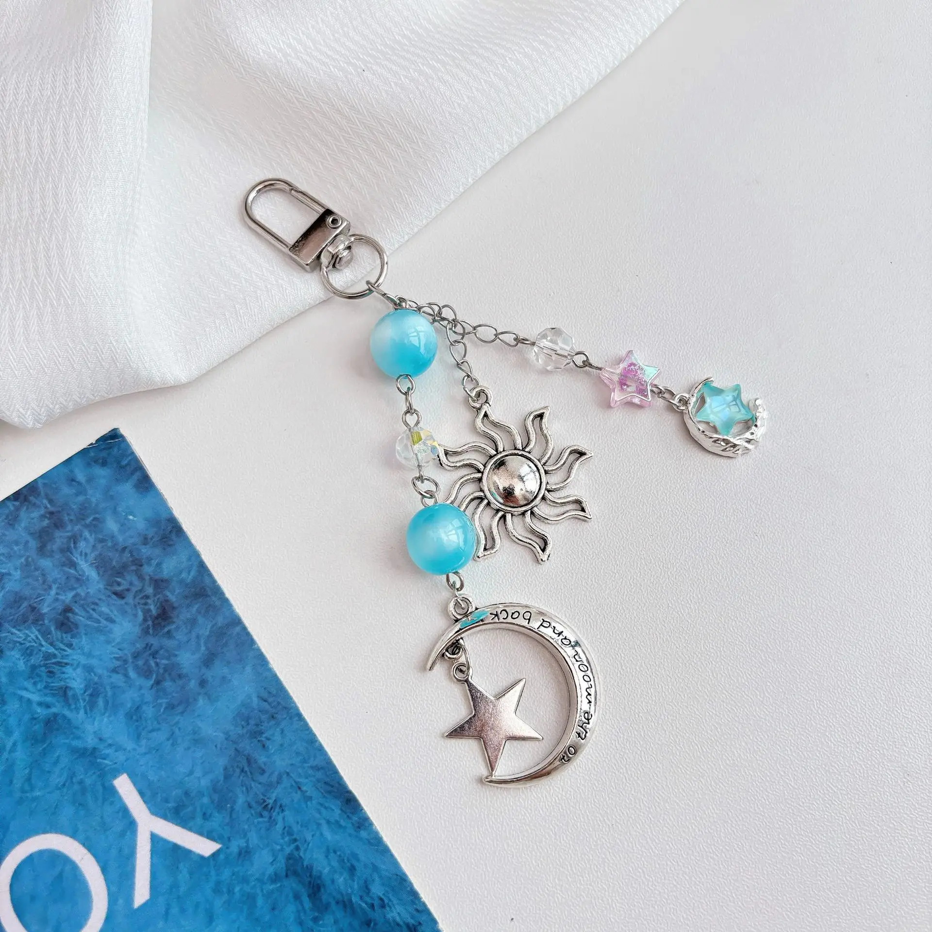 Cute Beaded Keychain Fade-Resistant Celestial Charm Keychain Sun Moon Star Keychain Unique Phone Lanyard Key Ring For Bag
Cute Beaded Keychain Fade-Resistant Celestial Charm Keychain Sun Moon Star Keychain Unique Phone Lanyard Key Ring For Bag