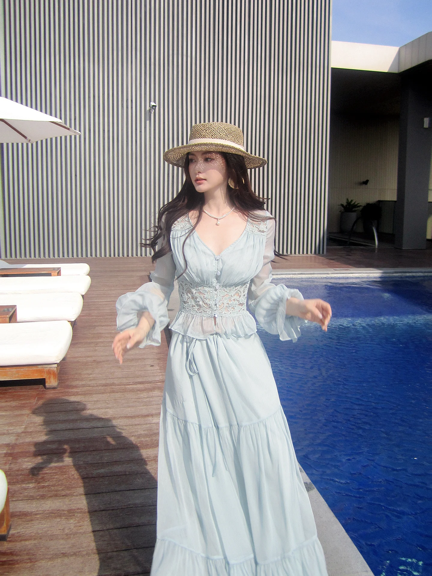 Blue Lantern Sleeve Midi Skirt Set Fashionable Waist Seal High Waist Long Sleeve V-Neck Shirt Women's Spring Summer Autumn Wi...
Blue Lantern Sleeve Midi Skirt Set Fashionable Waist Seal High Waist Long Sleeve V-Neck Shirt Women's Spring Summer Autumn Wi...