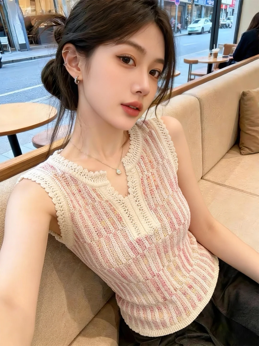Sweet Style Pink Hollow out Knitted Vest Women's Summer Thin Outerwear Top Breathable Soft Korean Version Slim Fit Design
Sweet Style Pink Hollow out Knitted Vest Women's Summer Thin Outerwear Top Breathable Soft Korean Version Slim Fit Design