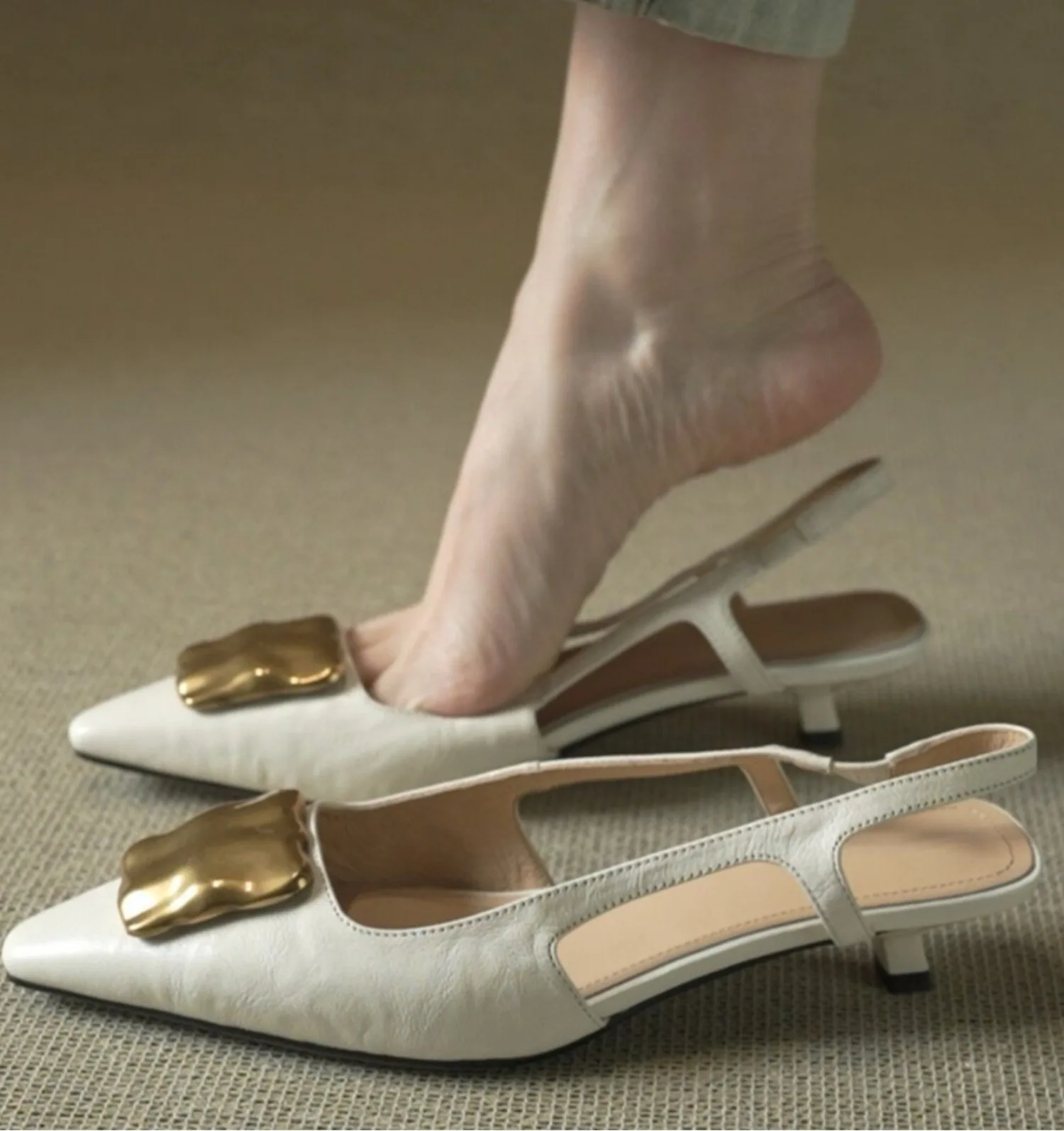 Women Closed Toe Slingback Sandals Summer New Off White Thin Heel Mid Heel Daily Footwear 2026 New Summer
Women Closed Toe Slingback Sandals Summer New Off White Thin Heel Mid Heel Daily Footwear 2026 New Summer