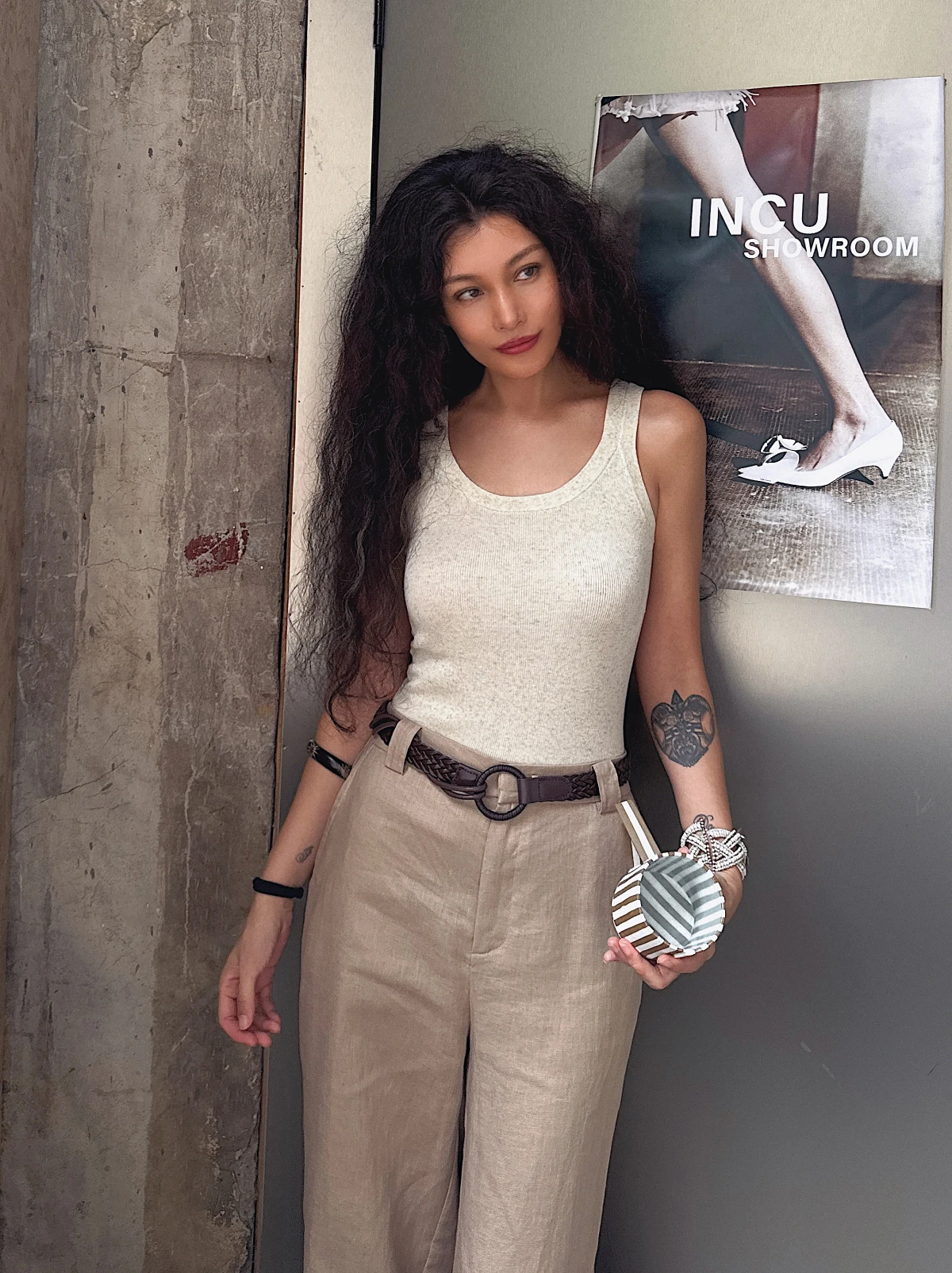 Limited Edition Knitted Oatmeal Color Scheme Slim Fit Vest U-Neck Design for Better Breast Reduction Ethnic Holiday Style
Limited Edition Knitted Oatmeal Color Scheme Slim Fit Vest U-Neck Design for Better Breast Reduction Ethnic Holiday Style