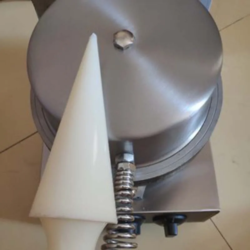 Factory Custom Double Headed Egg Rolls Mold Commercial Double Sided Stainless Steel Ice Cream Cone Machine For Making Ice Cream
Factory Custom Double Headed Egg Rolls Mold Commercial Double Sided Stainless Steel Ice Cream Cone Machine For Making Ice Cream