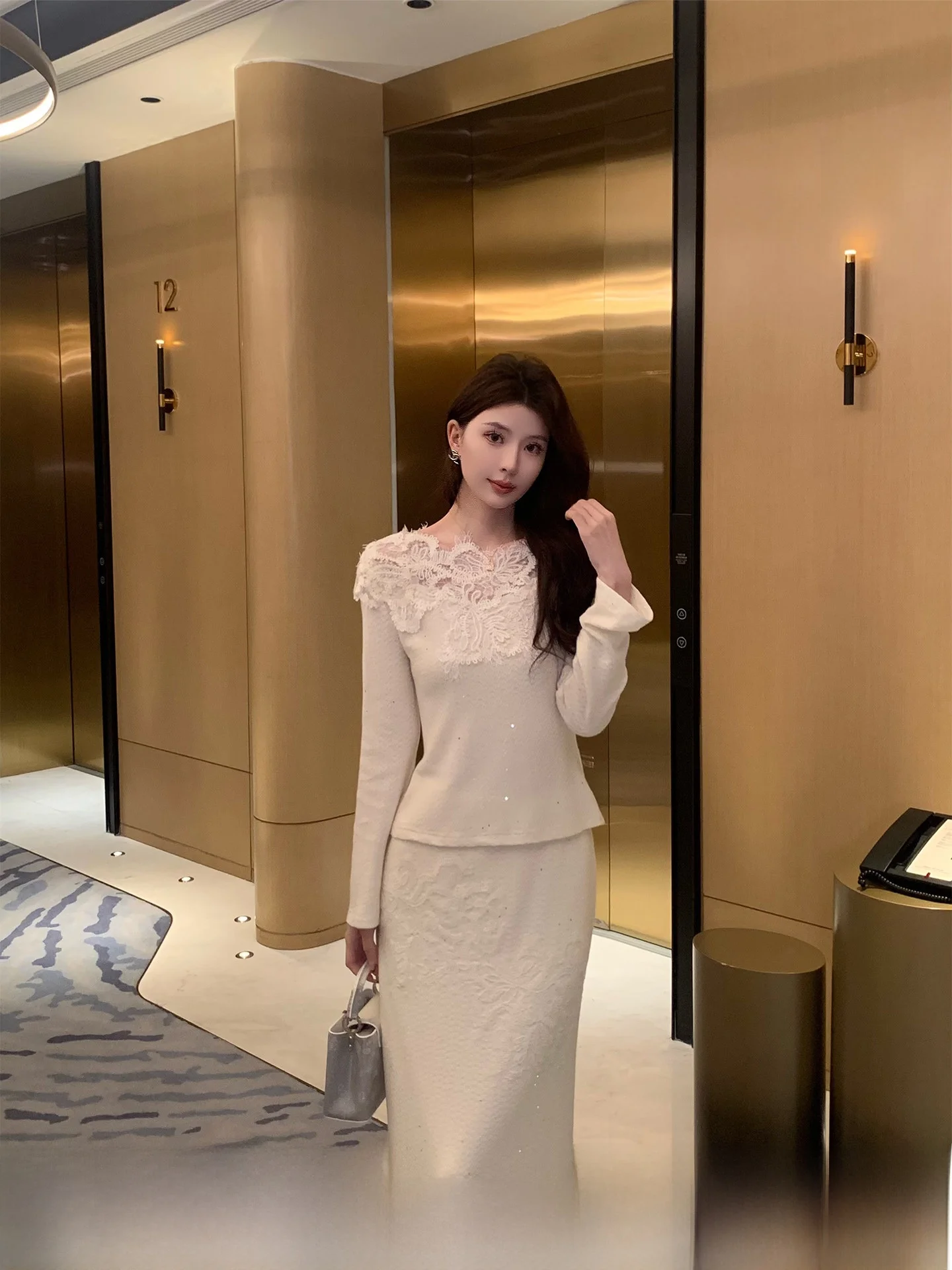 Kun Total Knitted Lace irt Skirt Set Women's Slimming Spring Faion Casual Sle round Ne Long Sve mid High Waist
Kun Total Knitted Lace irt Skirt Set Women's Slimming Spring Faion Casual Sle round Ne Long Sve mid High Waist