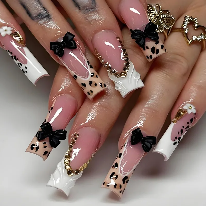 24PCS Leopard Print French Fake Nails Art Y2k Black Bowknot Long Square Press on Nails with Diamonds Reusable Ins False Nail Tip
24PCS Leopard Print French Fake Nails Art Y2k Black Bowknot Long Square Press on Nails with Diamonds Reusable Ins False Nail Tip