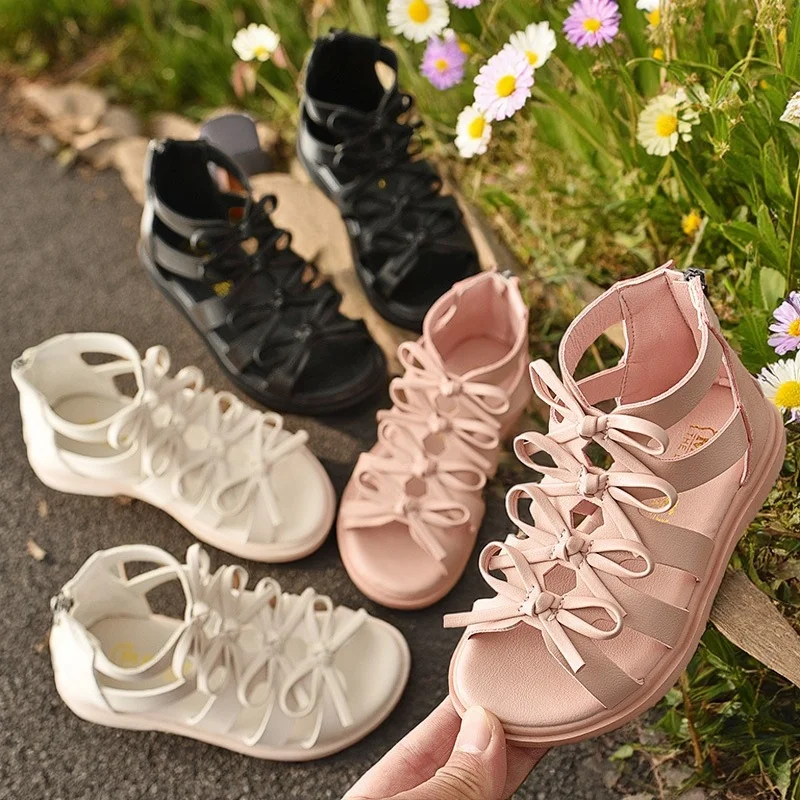 Girls Roman Sandals 2025 Summer Soft Leather Princess Casual Shoes with Laser-Cut Zipper Toddler Breathable Outdoor Footwear
Girls Roman Sandals 2025 Summer Soft Leather Princess Casual Shoes with Laser-Cut Zipper Toddler Breathable Outdoor Footwear