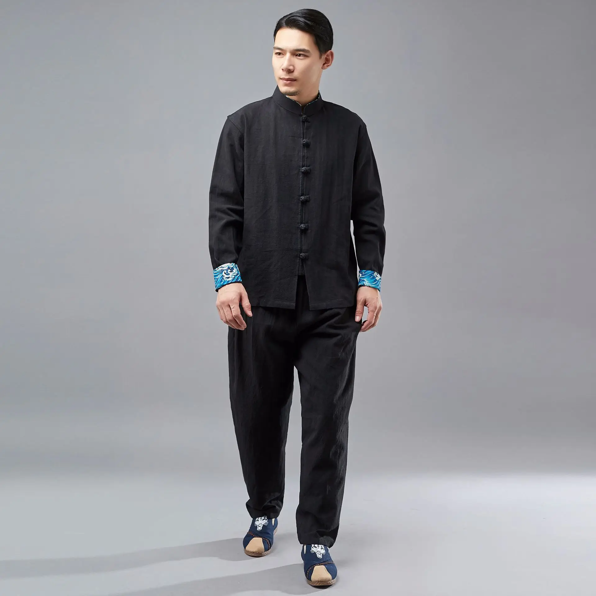 Spring New Men's Ethnic Clothing Shirt Ramie Top HAILANG Sleeve Small Cloth Cover Stand Collar Chinese Knot Button Top
Spring New Men's Ethnic Clothing Shirt Ramie Top HAILANG Sleeve Small Cloth Cover Stand Collar Chinese Knot Button Top