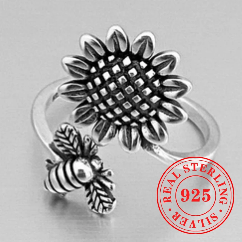 Huitan Dainty Flower and Bee Opening Rings 925 Sterling Silver Vintage Style Sweet Accessories for Women Gorgeous Party Jewelry
Huitan Dainty Flower and Bee Opening Rings 925 Sterling Silver Vintage Style Sweet Accessories for Women Gorgeous Party Jewelry