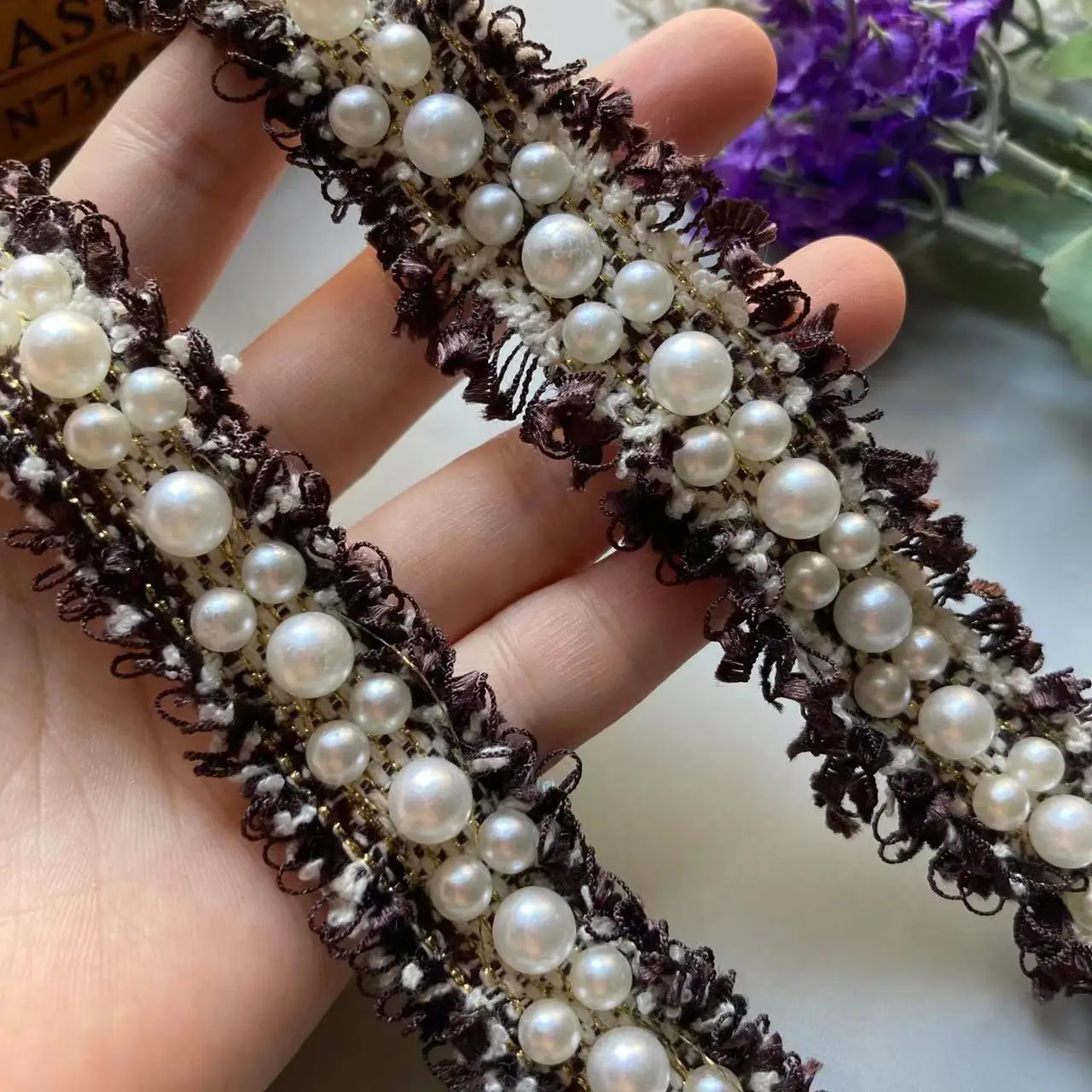 1 Meter 3 CM Coffee Nylon Lace Ribbon Strip Trim Pearl Beaded Fabric Embroidered Applique Sewing Craft Crochet Wedding Clothes
1 Meter 3 CM Coffee Nylon Lace Ribbon Strip Trim Pearl Beaded Fabric Embroidered Applique Sewing Craft Crochet Wedding Clothes