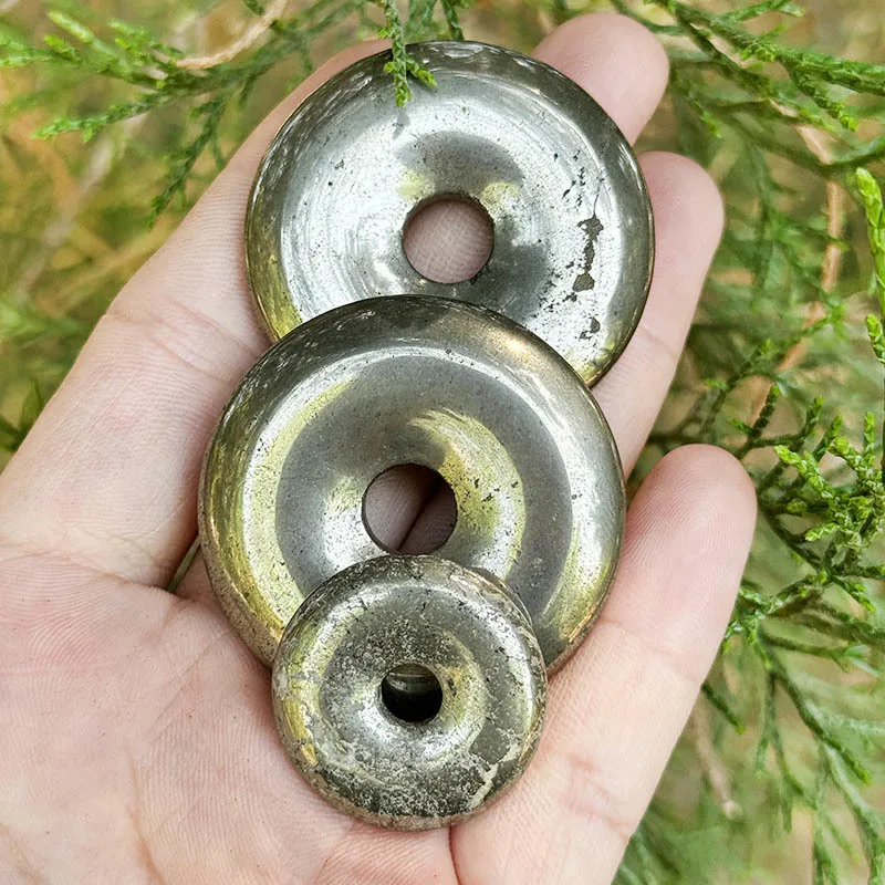 Natural Pyrite Donut Circle Round Silvers Gray Beads Stone For Necklace Pandant Earring Jewelry Making 1 Pcs 25mm 30mm
Natural Pyrite Donut Circle Round Silvers Gray Beads Stone For Necklace Pandant Earring Jewelry Making 1 Pcs 25mm 30mm