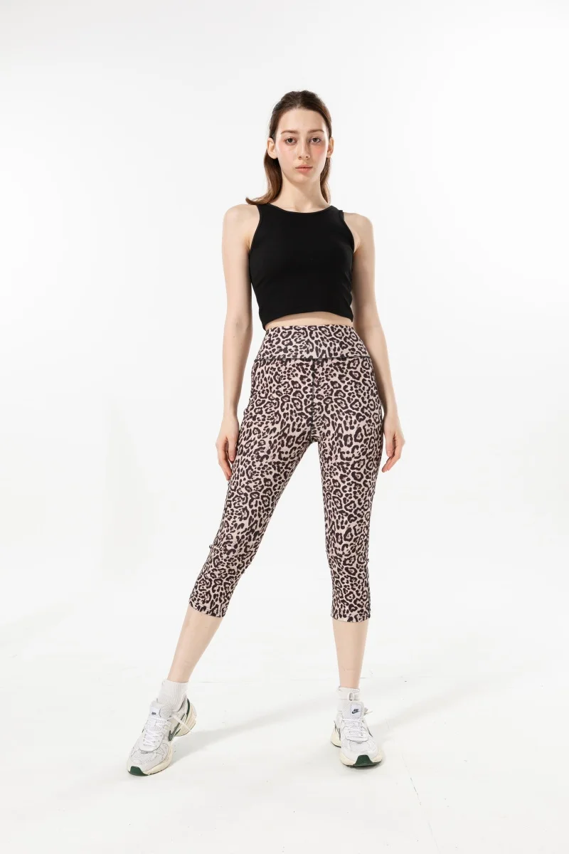 Capri Leggings with Pockets for Women High Waisted Workout Leggings Tummy Control Yoga Pants
Capri Leggings with Pockets for Women High Waisted Workout Leggings Tummy Control Yoga Pants