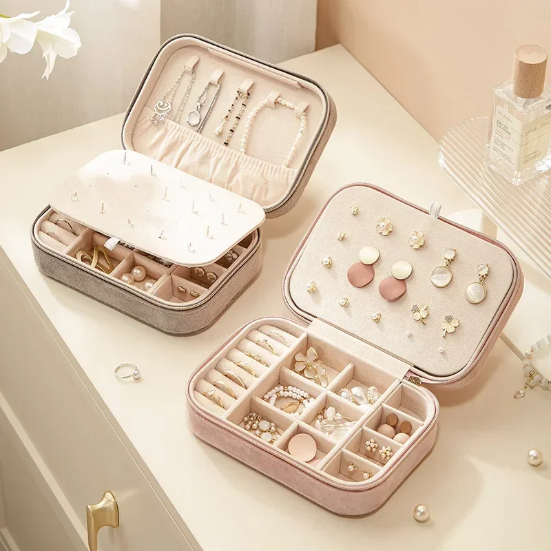 Hot Selling Velvet Jewelry Box Travel Portable Double Layer Jewelry Storage Box Earring Ring Necklace Jewelry Box Wholesale
Hot Selling Velvet Jewelry Box Travel Portable Double Layer Jewelry Storage Box Earring Ring Necklace Jewelry Box Wholesale