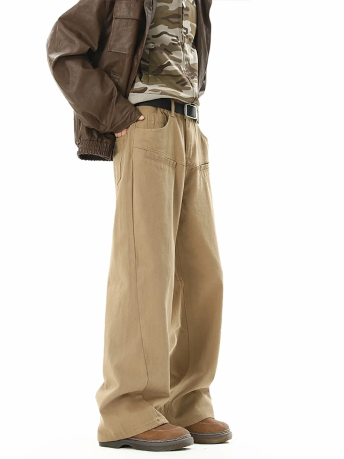 Мужские осенне-зимние брюки Cleanfit в стиле High Street Vibe, широкие, слегка расклешенные, прямого кроя, молодежные, из полиэстера
Мужские осенне-зимние брюки Cleanfit в стиле High Street Vibe, широкие, слегка расклешенные, прямого кроя, молодежные, из полиэстера