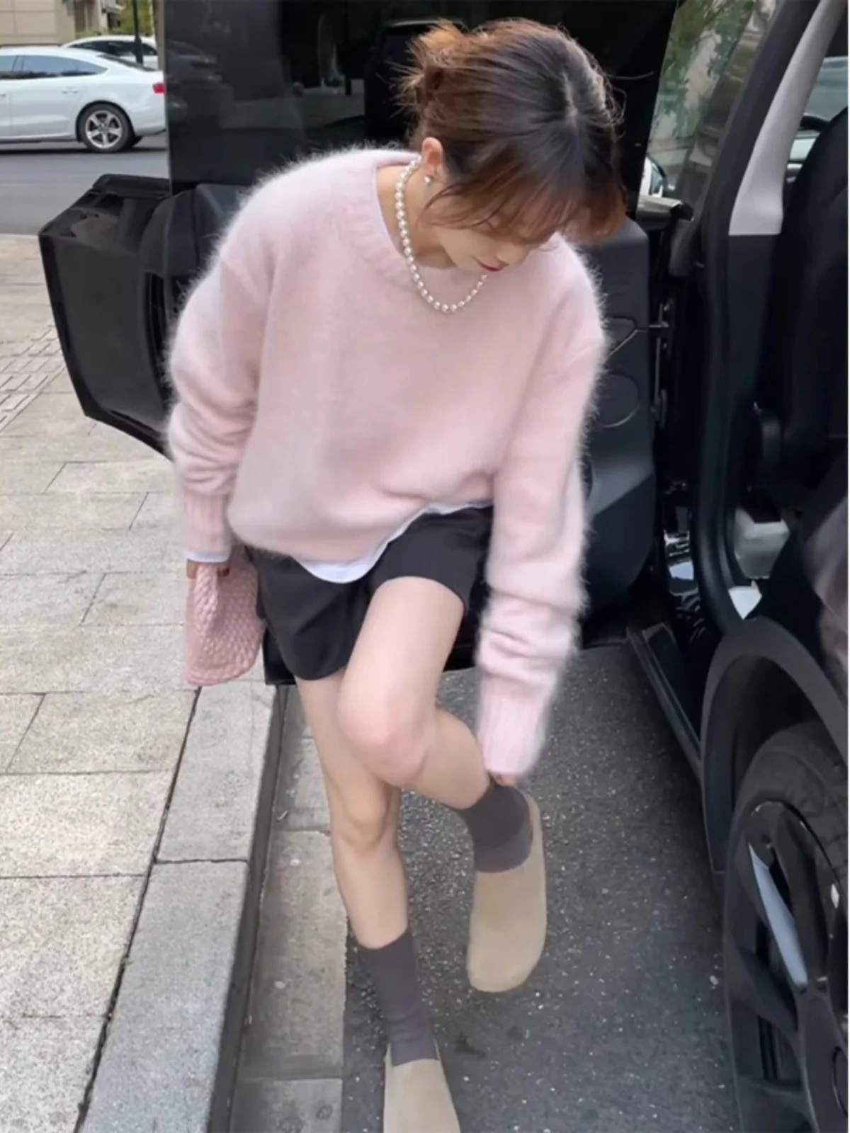 Women's round Neck Pullover Sweater Faux Mink Soft Loose Knitted Top Pink Autumn Winter Lazy Style Long Sleeve Regular Fit
Women's round Neck Pullover Sweater Faux Mink Soft Loose Knitted Top Pink Autumn Winter Lazy Style Long Sleeve Regular Fit