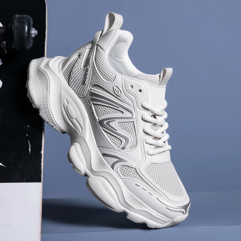 Новые мужские высококачественные повседневные спортивные туфли из сетчатого материала, дышащие, удобные, мягкие, с амортизацией, модные, в парном стиле
Новые мужские высококачественные повседневные спортивные туфли из сетчатого материала, дышащие, удобные, мягкие, с амортизацией, модные, в парном стиле