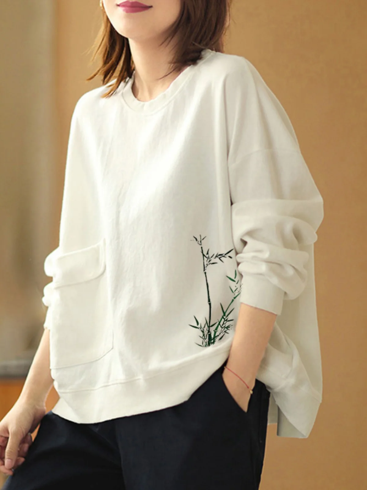 Loose Fit Long Sleeve Women's Cotton Blend Inner Wear with Real Pockets Comfortable Breathable Breathable round Neck Top
Loose Fit Long Sleeve Women's Cotton Blend Inner Wear with Real Pockets Comfortable Breathable Breathable round Neck Top