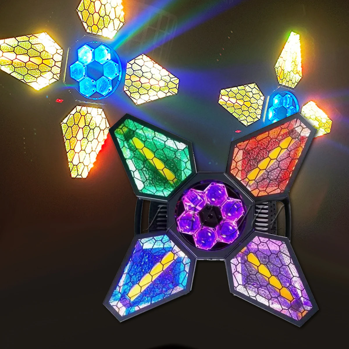 LED 4-leaf Retro COB Audience Light RGBW Bee Eye Beam Dyeing Lights DMX Control Disco DJ Bar Party Wedding Stage Strobe Lamp
LED 4-leaf Retro COB Audience Light RGBW Bee Eye Beam Dyeing Lights DMX Control Disco DJ Bar Party Wedding Stage Strobe Lamp