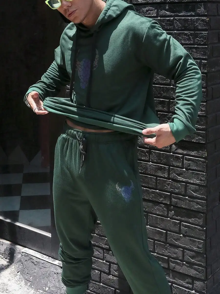 Men Green Graphic Hoodie And Sweatpants Tracksuit Athletic Sportswear Set
Men Green Graphic Hoodie And Sweatpants Tracksuit Athletic Sportswear Set