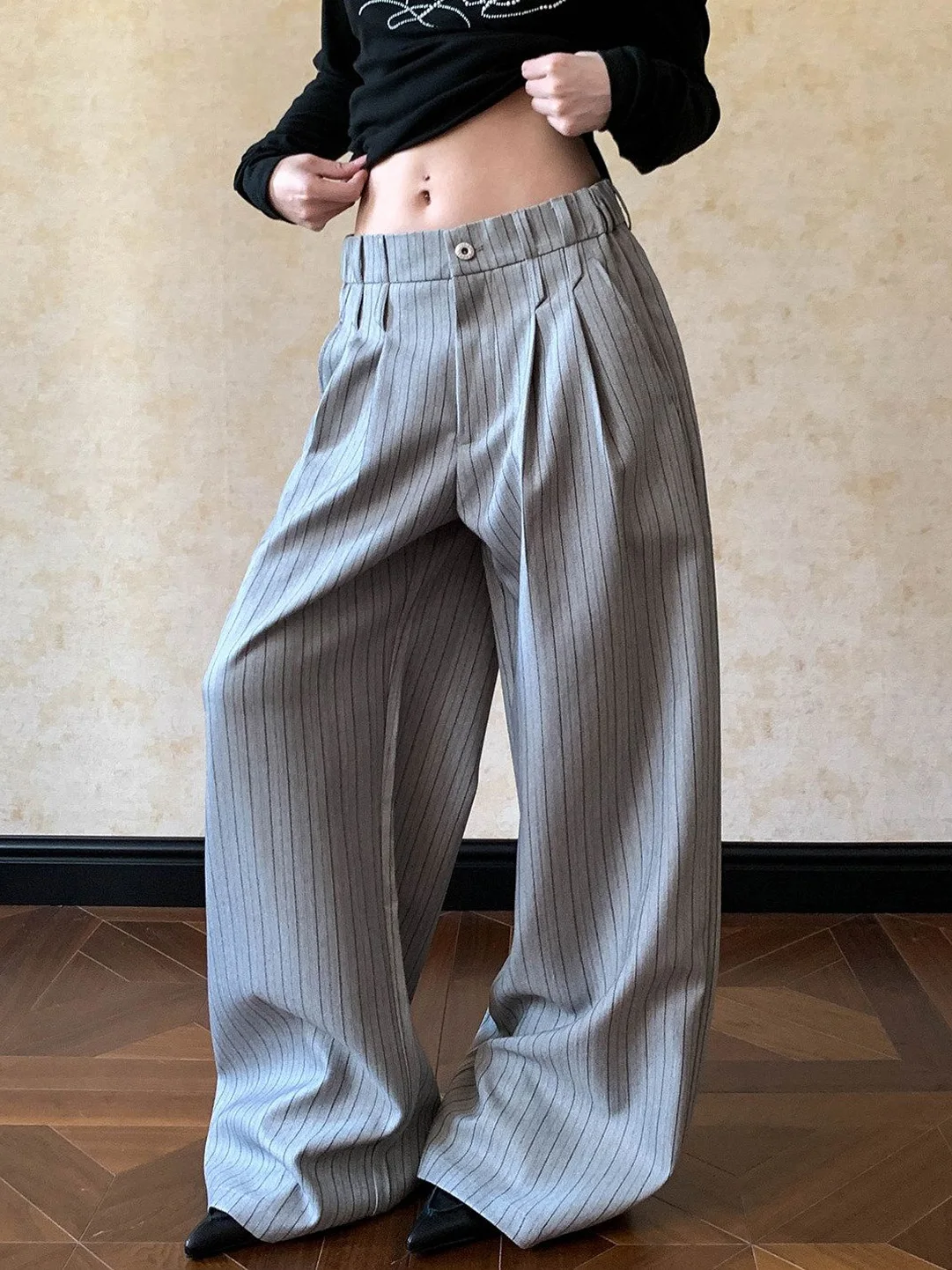 Casual Versatile Wide Leg Pants Women's High Waist Striped Drapey Slimming Long Trousers Trendy Fashionable Summer New Arrival
Casual Versatile Wide Leg Pants Women's High Waist Striped Drapey Slimming Long Trousers Trendy Fashionable Summer New Arrival