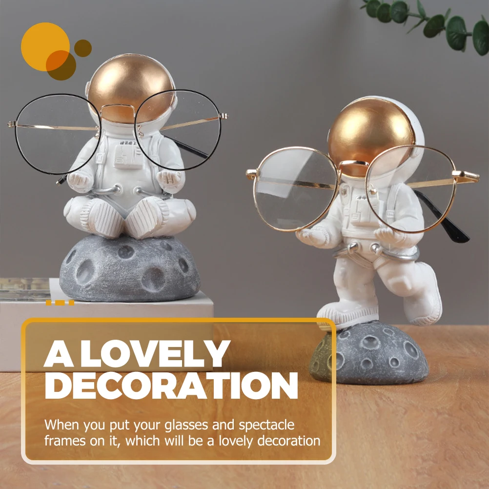 Astronaut Ornaments Standing Eyeglass Holder Decorations Eyeglasses Container Style Natural Resin Desktop Pen Office
Astronaut Ornaments Standing Eyeglass Holder Decorations Eyeglasses Container Style Natural Resin Desktop Pen Office