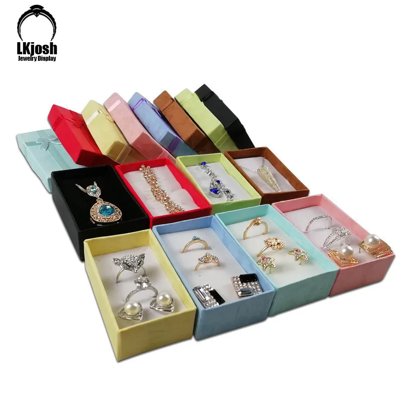 24 Pieces/batch Multi Color Luxury Gift Box Pendant Bracelet Earrings Necklace Ring Series Ratio Approximately X Size 8x5x2.5cm
24 Pieces/batch Multi Color Luxury Gift Box Pendant Bracelet Earrings Necklace Ring Series Ratio Approximately X Size 8x5x2.5cm