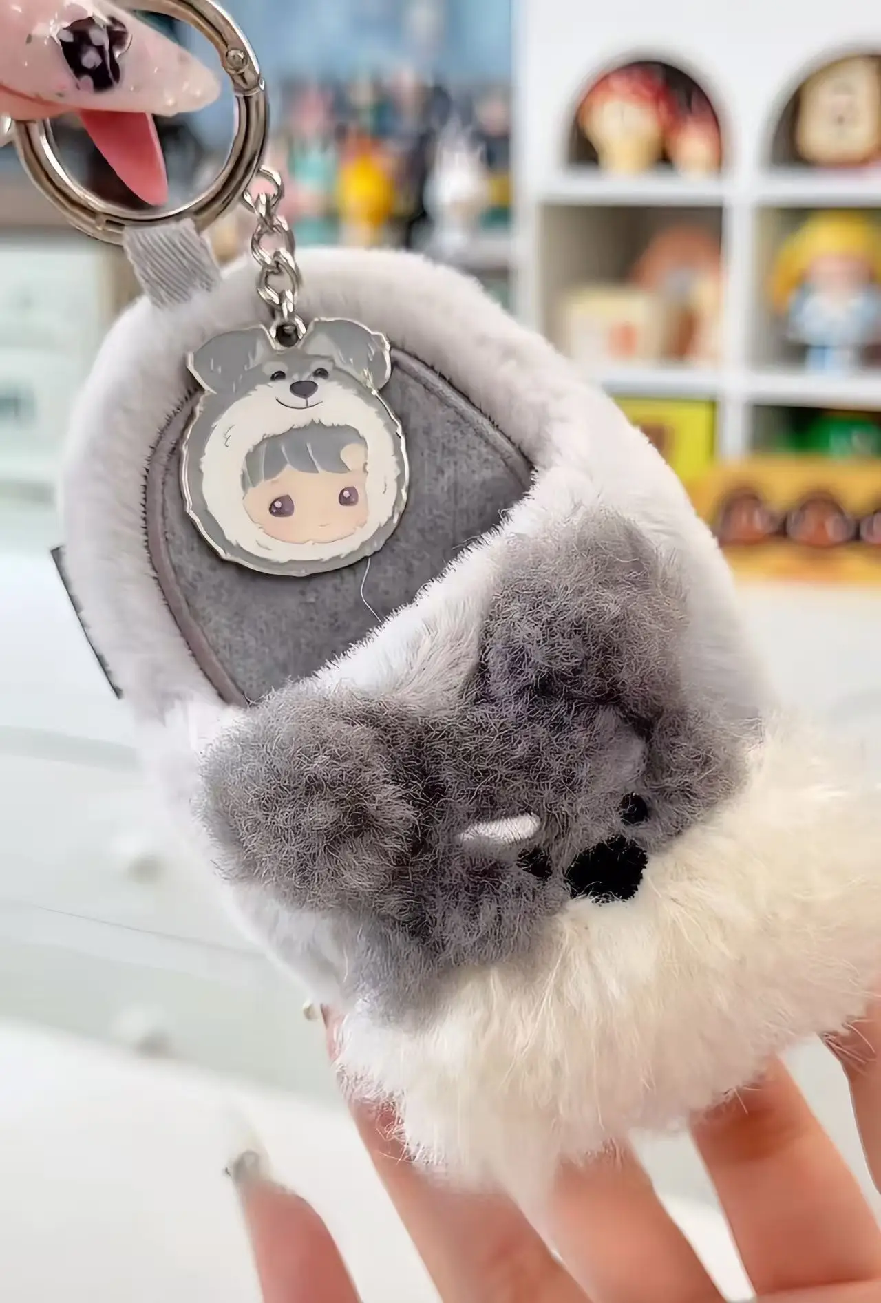 POP MART HACIPUPU Take Me Home Series Pendant Blind Box Mystery Toy Figure Ornaments Genuine Random Gift for Girls
POP MART HACIPUPU Take Me Home Series Pendant Blind Box Mystery Toy Figure Ornaments Genuine Random Gift for Girls