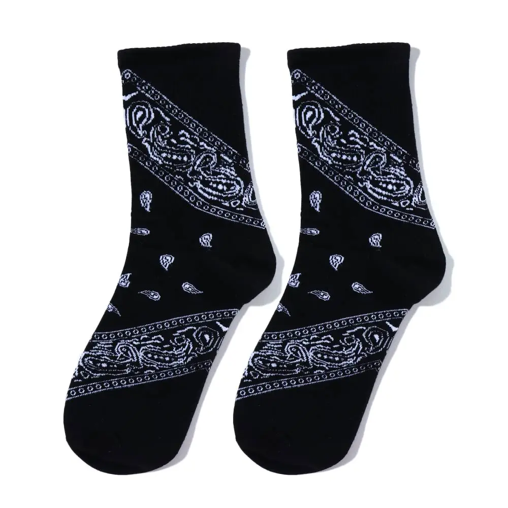 Модные дышащие хлопковые уличные мужские спортивные носки средней длины, носки с цветком пейсли, женские чулочно-носочные изделия, носки в корейском стиле
Модные дышащие хлопковые уличные мужские спортивные носки средней длины, носки с цветком пейсли, женские чулочно-носочные изделия, носки в корейском стиле