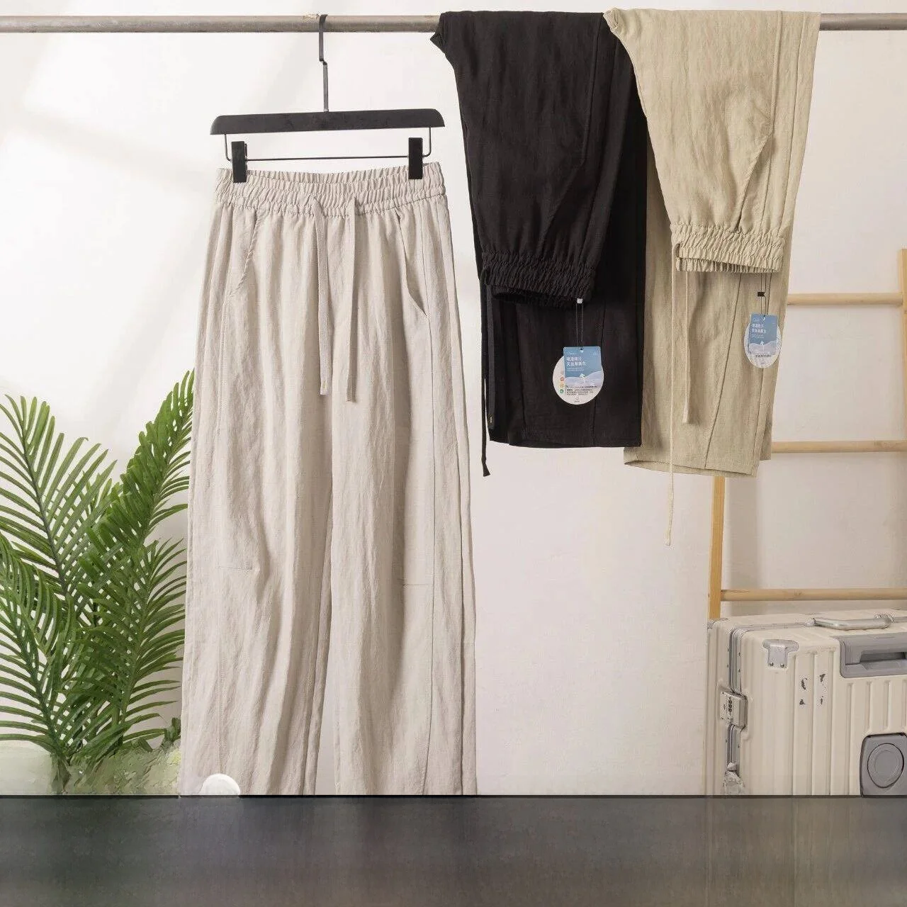 Italian Style Men's Summer Thin Casual Straight Leg Pants High Drape Lyocell Rayon Blend Loose Fit Trousers
Italian Style Men's Summer Thin Casual Straight Leg Pants High Drape Lyocell Rayon Blend Loose Fit Trousers