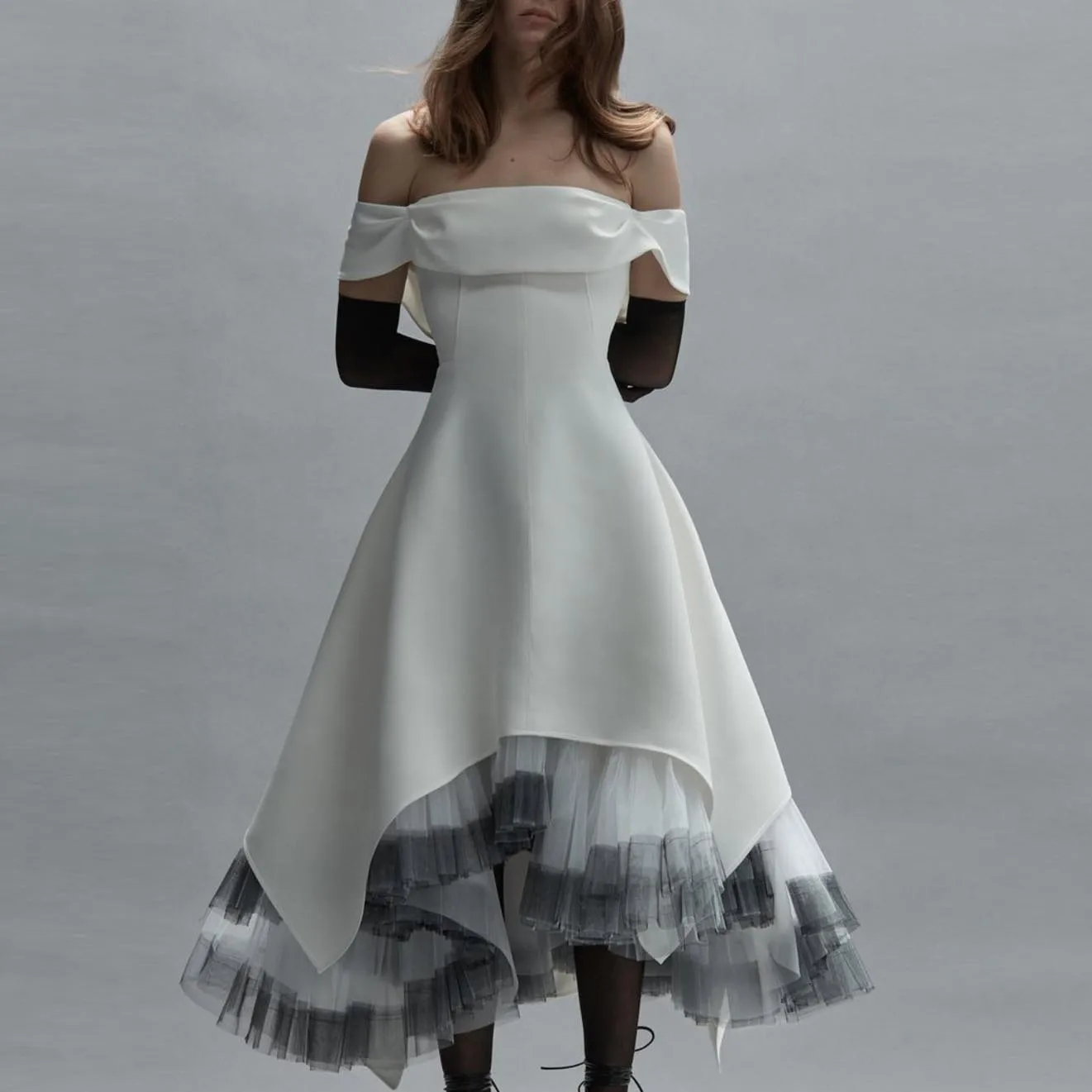 Off Shoulder White Satin Dress A-line Evening Dresses Tea Length Tullr Ball Gown Open Back With Zipper Elegant Women's Dress
Off Shoulder White Satin Dress A-line Evening Dresses Tea Length Tullr Ball Gown Open Back With Zipper Elegant Women's Dress