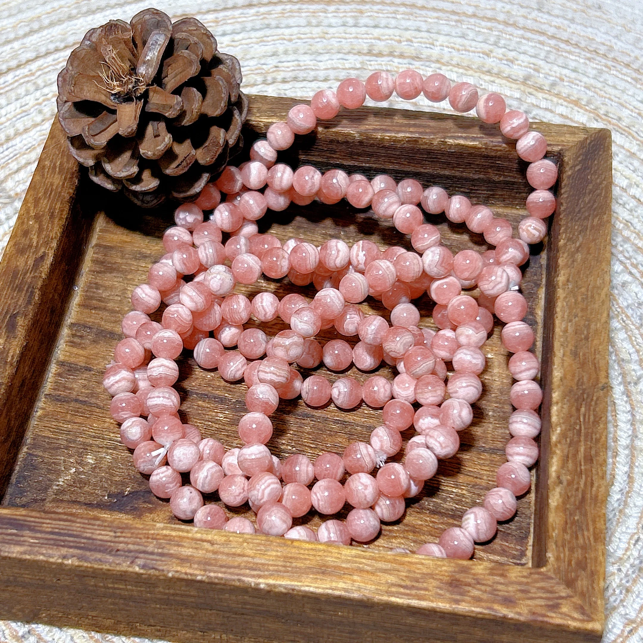 Healing Natural Crystal Argentina Rhodochrosite Accessory Mineral High Quality Gemstones Ornament Home Decoration Women Gift 
Healing Natural Crystal Argentina Rhodochrosite Accessory Mineral High Quality Gemstones Ornament Home Decoration Women Gift