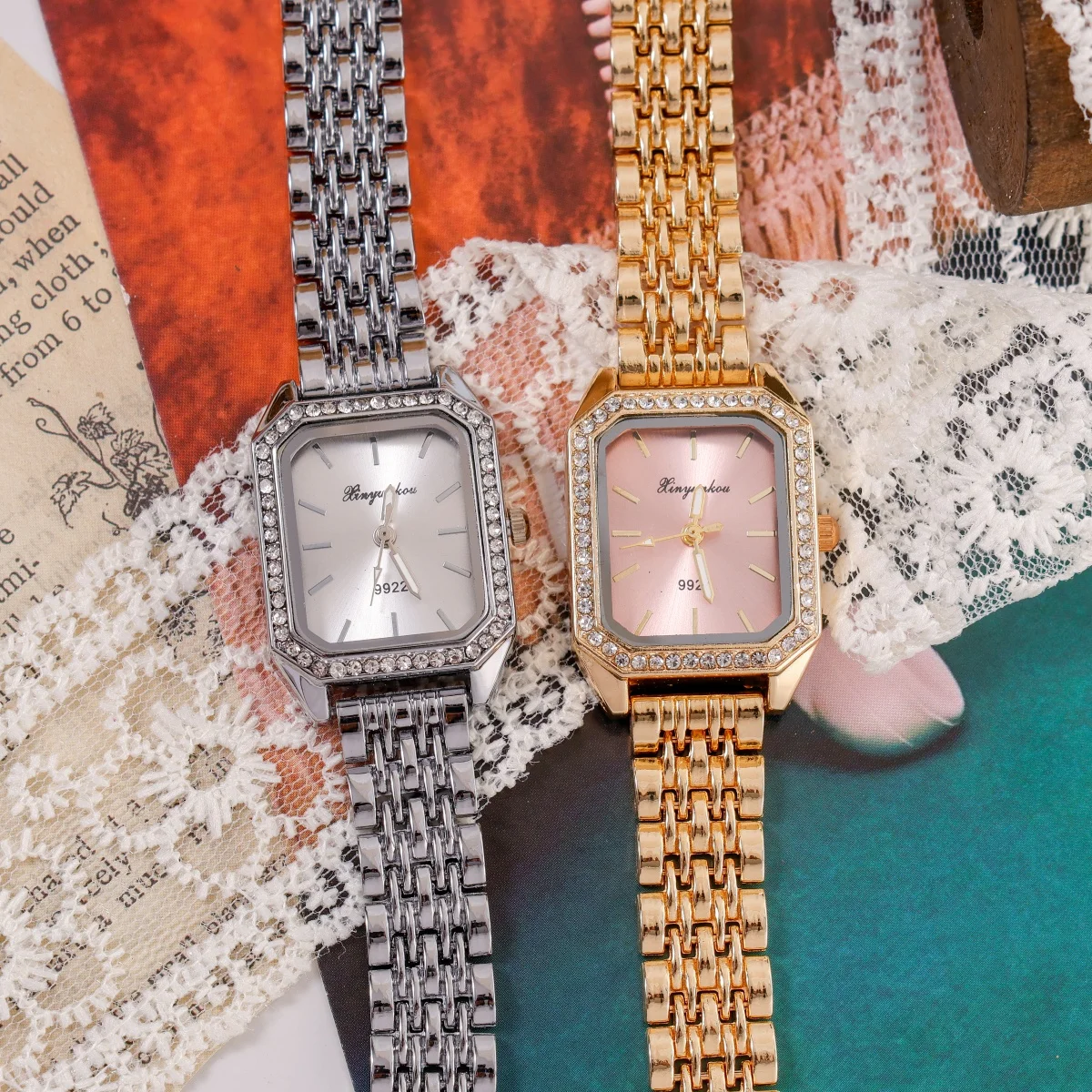 Elegant Women's Quartz Watches Classic Gold and Silver Colors Square Dial Rhinestone-set Bezel Fashion Female Watch Accessories
Elegant Women's Quartz Watches Classic Gold and Silver Colors Square Dial Rhinestone-set Bezel Fashion Female Watch Accessories