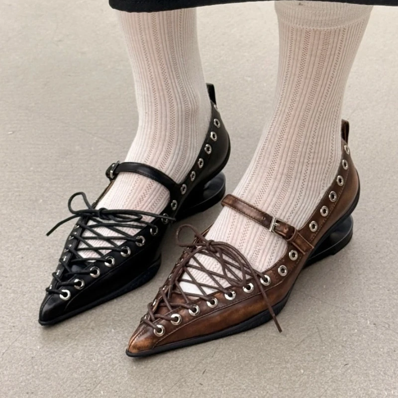 Retro Women's Pointed Toe High Heels 2026 Strange Style Lace Mary Janes Shoes for Woman Luxury Designer High Heels Zapatos Mujer
Retro Women's Pointed Toe High Heels 2026 Strange Style Lace Mary Janes Shoes for Woman Luxury Designer High Heels Zapatos Mujer