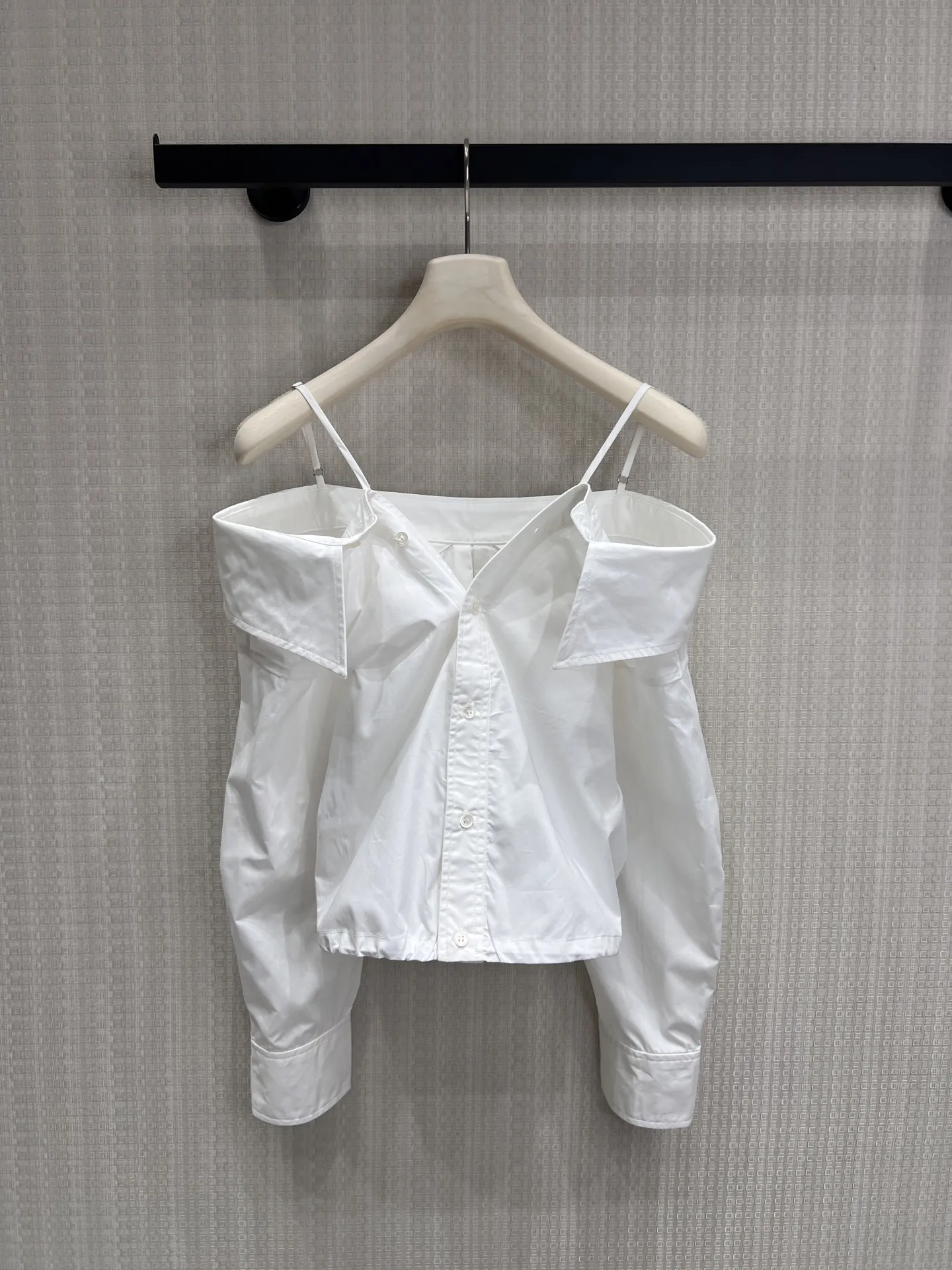 Sexy Slimming White Shirt Shoulder Bared Long Sleeve Fashionable Versatile Elegant Women's Cotton Straight Cut Summer Top
Sexy Slimming White Shirt Shoulder Bared Long Sleeve Fashionable Versatile Elegant Women's Cotton Straight Cut Summer Top