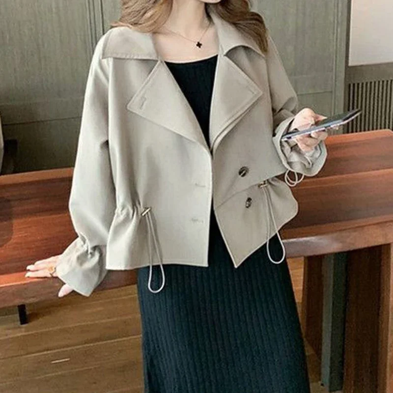 Coat women's autumn new women's Korean version of drawstring solid color short windbreaker goddess Joker. trench coat for women
Coat women's autumn new women's Korean version of drawstring solid color short windbreaker goddess Joker. trench coat for women