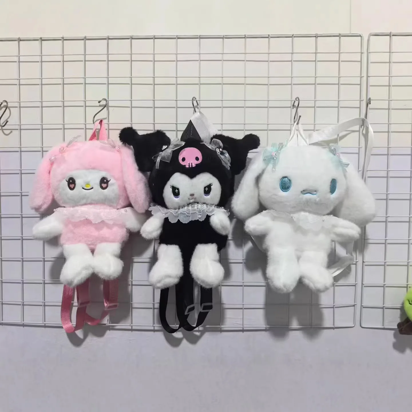 Плюшевый рюкзак Sanrio My Melody Kuromi Cinnamoroll, милая мягкая сумка для детей и девочек
Плюшевый рюкзак Sanrio My Melody Kuromi Cinnamoroll, милая мягкая сумка для детей и девочек