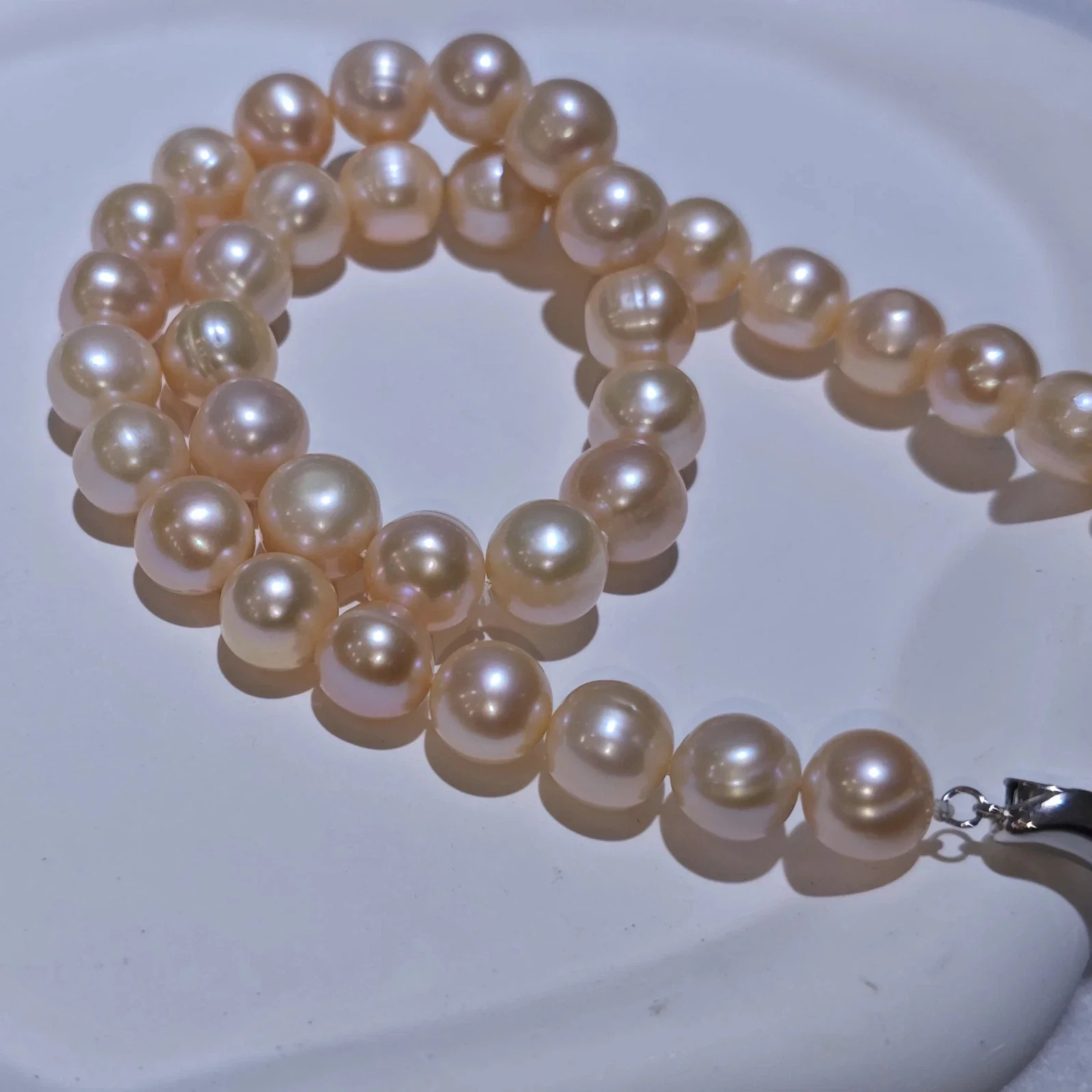 Великолепное ожерелье из розового жемчуга барокко южноморского происхождения AAA, 9-10 мм, 18 дюймов/925S
Великолепное ожерелье из розового жемчуга барокко южноморского происхождения AAA, 9-10 мм, 18 дюймов/925S