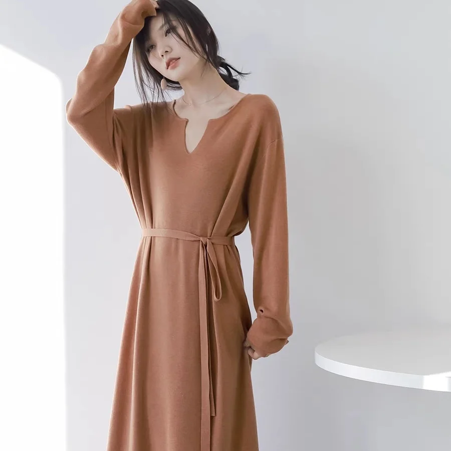 Long Sleeved Solid Color Bottom Dresses 2023 Women's V-Neck Loose Knitted Dresses Autumn Winter Belt Casual Sweater Long Dresses
Long Sleeved Solid Color Bottom Dresses 2023 Women's V-Neck Loose Knitted Dresses Autumn Winter Belt Casual Sweater Long Dresses