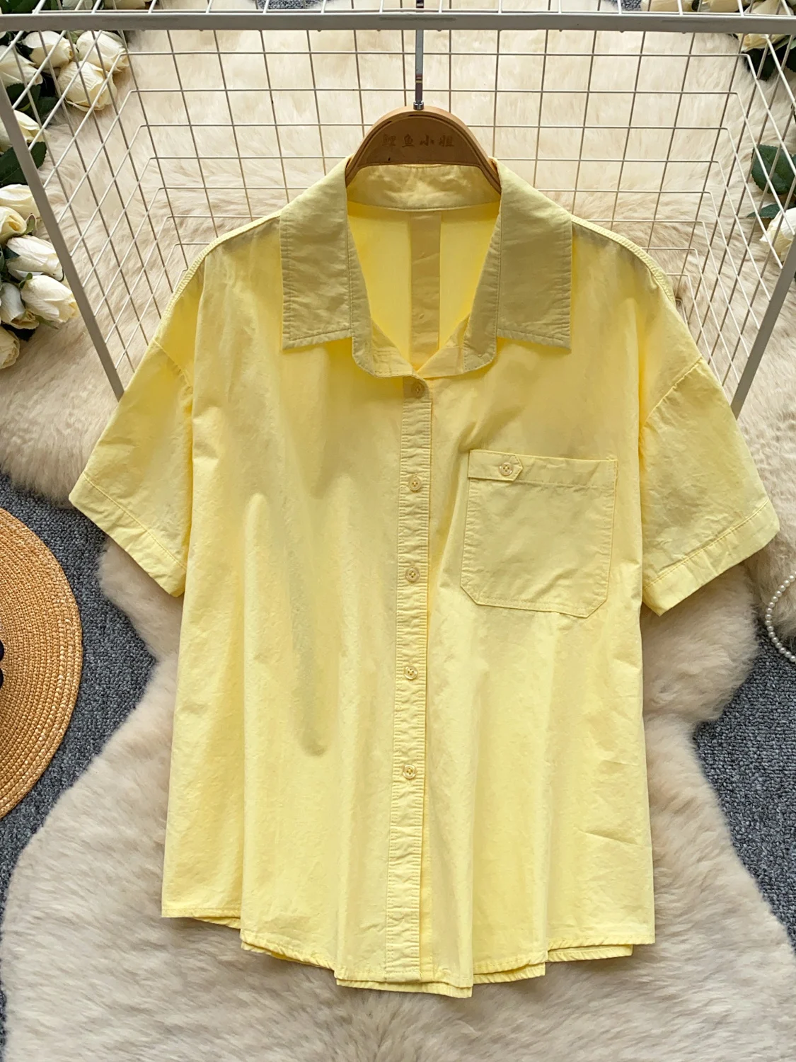 Skin-friendly Breathable Yellow Short Sleeve Shirt Korean Style Commute Fashion Loose Fit Summer Shirt for Women
Skin-friendly Breathable Yellow Short Sleeve Shirt Korean Style Commute Fashion Loose Fit Summer Shirt for Women