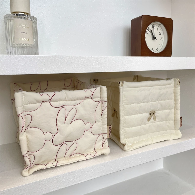 Cute Rabbit Quilted Mini Storage Basket Desktop Organization Toy Sundries Storage Box Kawaii Makeup Bags for Girls Room Decor
Cute Rabbit Quilted Mini Storage Basket Desktop Organization Toy Sundries Storage Box Kawaii Makeup Bags for Girls Room Decor